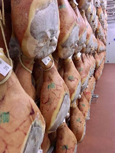 prosciutto di parma process